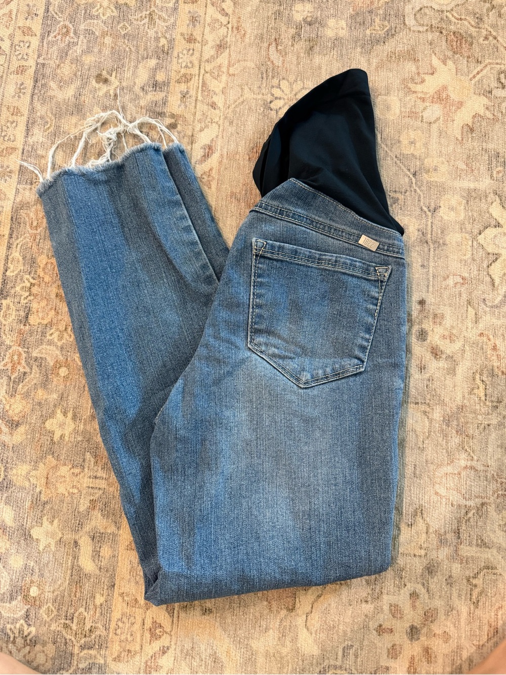 1822 Maternity Women’s Blue Denim Jeans